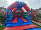 super heroes bouncy castle image 6 min